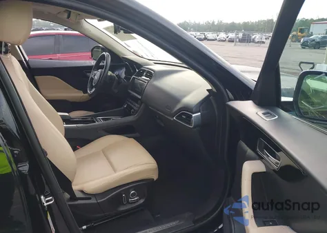 2020 Jaguar F-Pace Premium P250 Awd Automatic from USA, damaged, VIN SADCJ2FX8LA649221